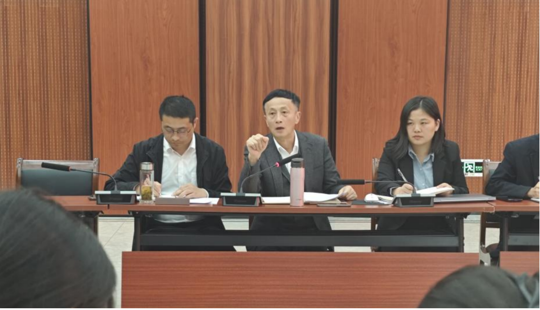辅导员3.png 辅导员3.png